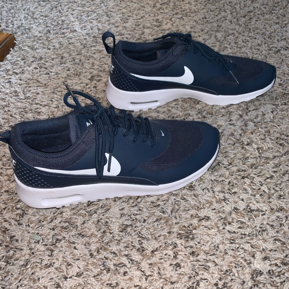 Nike air max Thea navy size 7